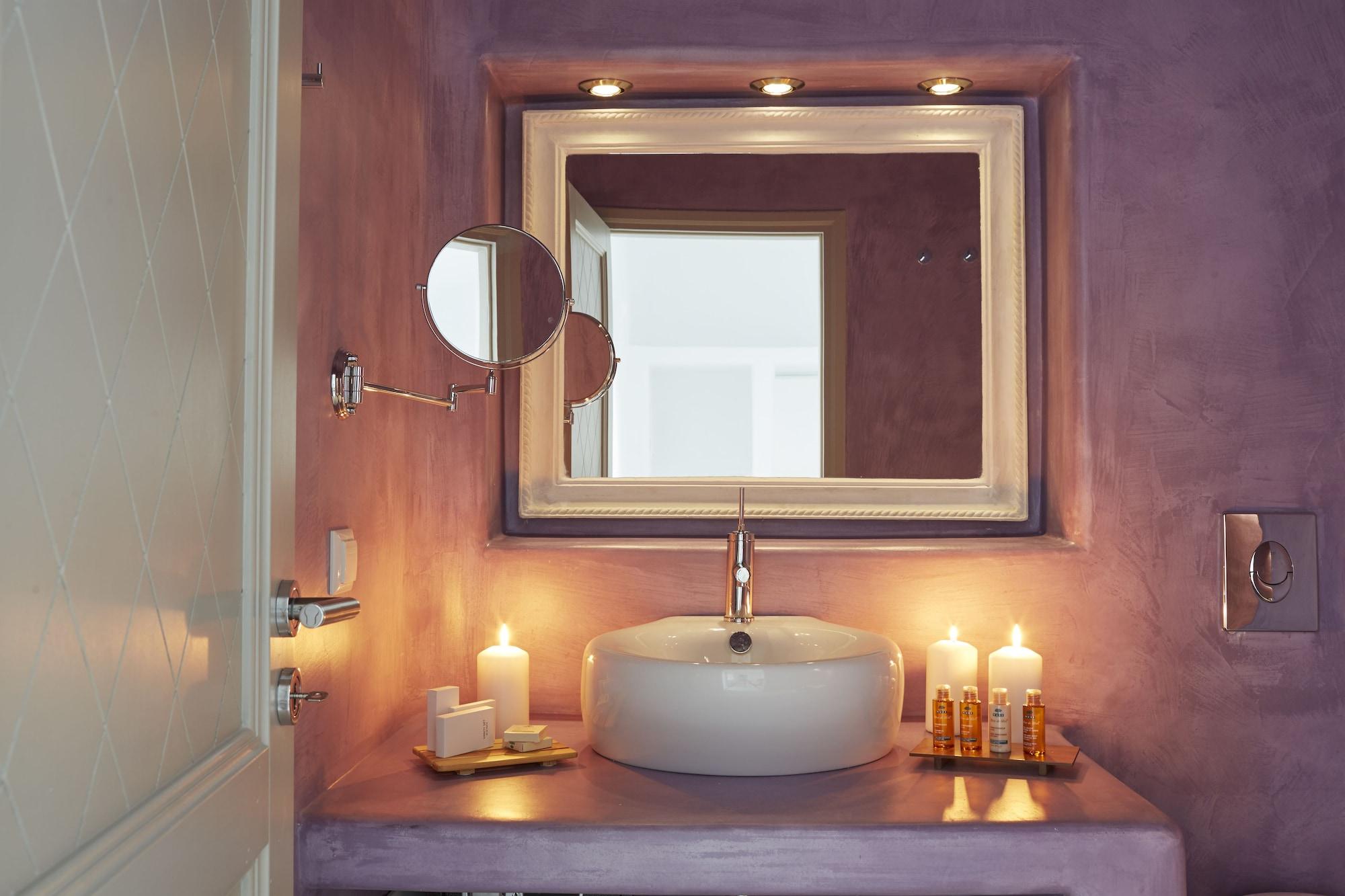 Skyfall Suites - Adults Only Pyrgos Kallistis Екстер'єр фото