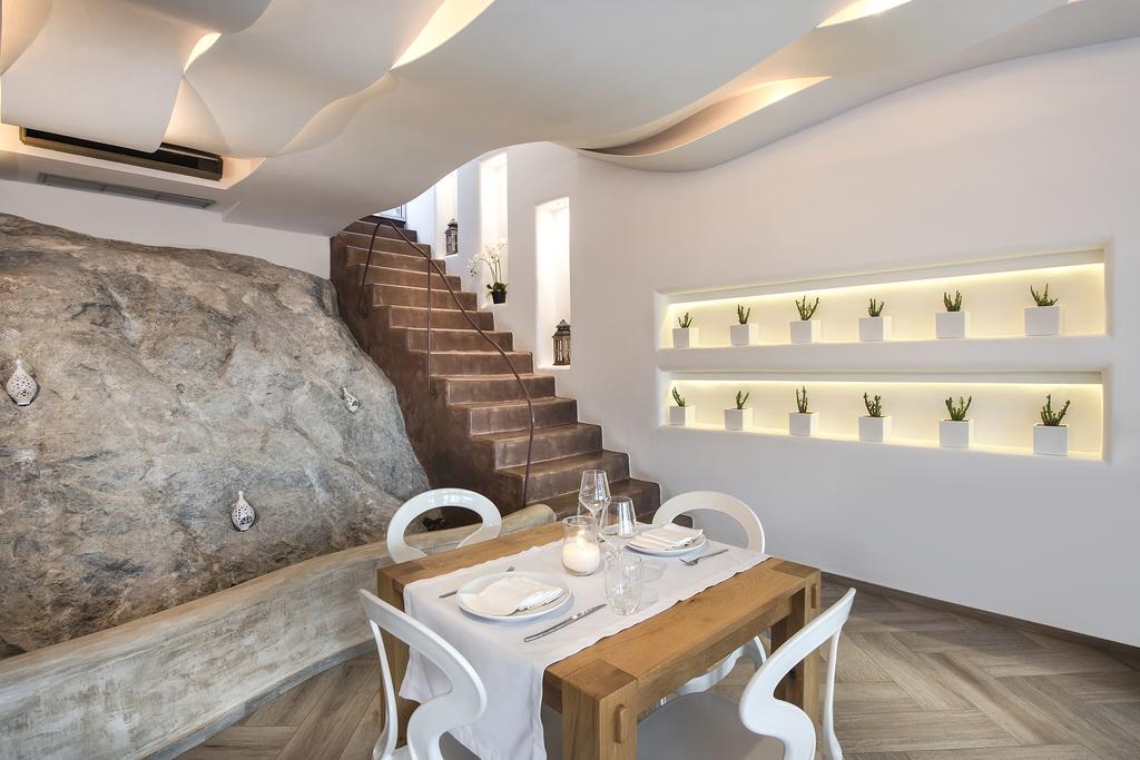 Skyfall Suites - Adults Only Pyrgos Kallistis Екстер'єр фото