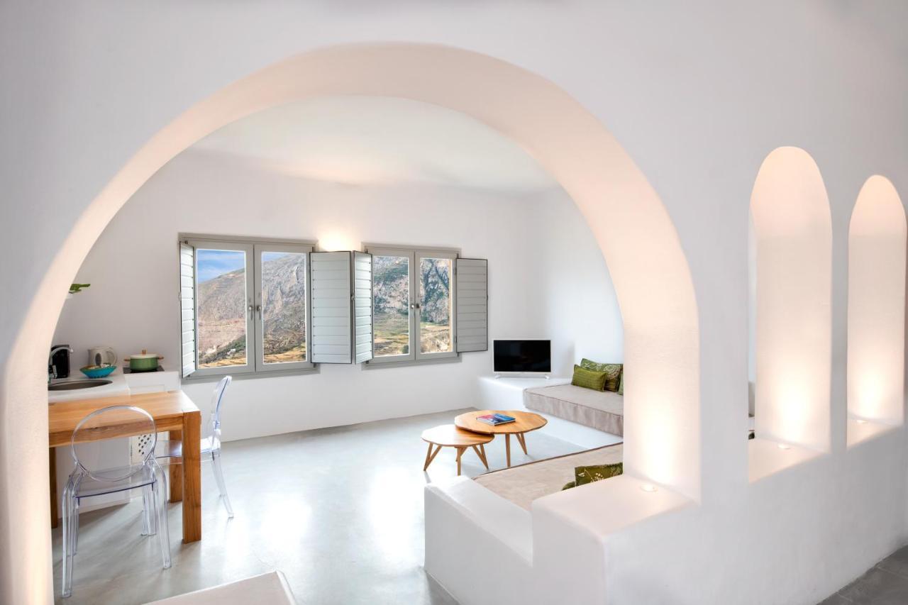 Skyfall Suites - Adults Only Pyrgos Kallistis Екстер'єр фото