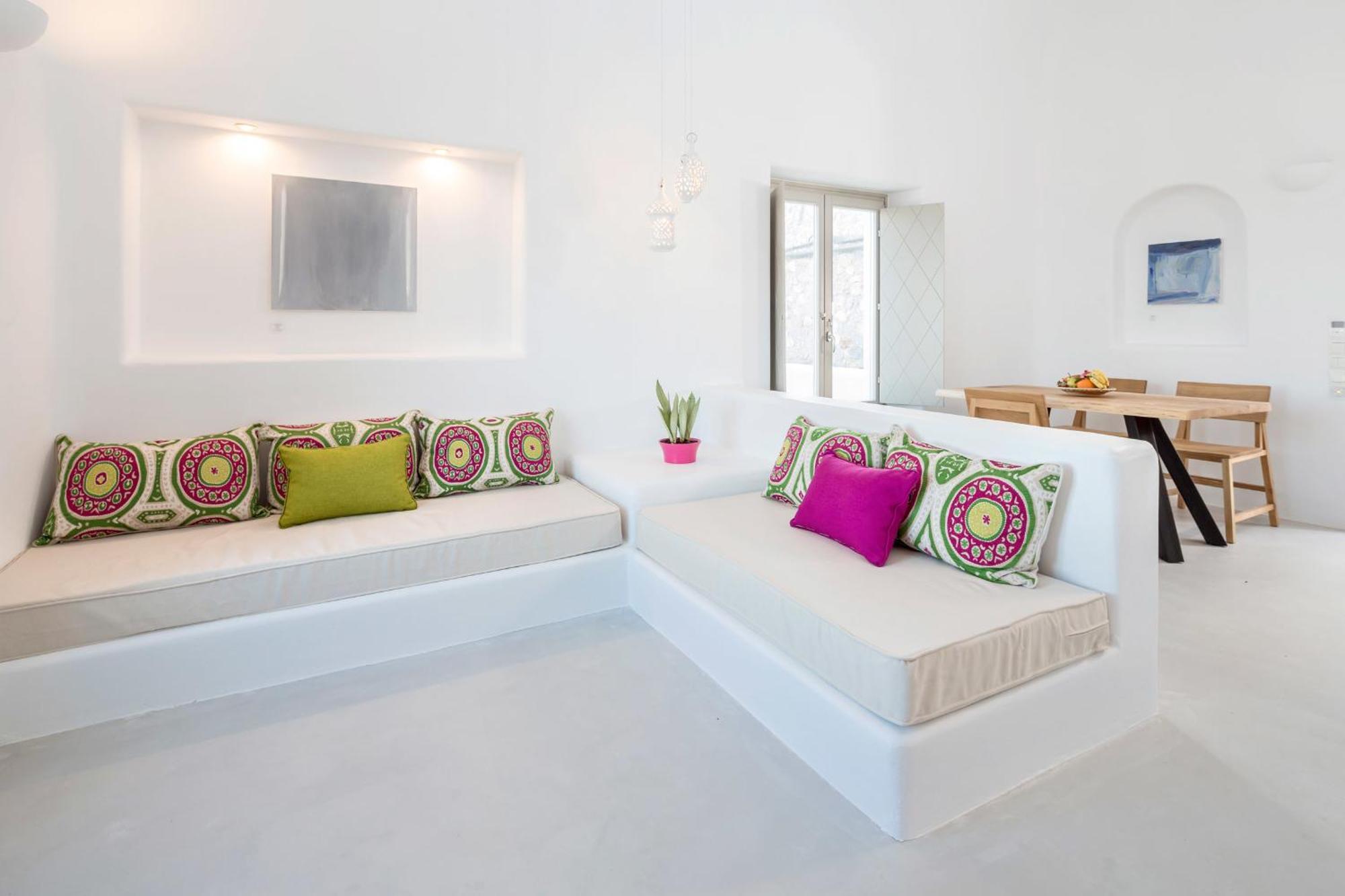 Skyfall Suites - Adults Only Pyrgos Kallistis Екстер'єр фото